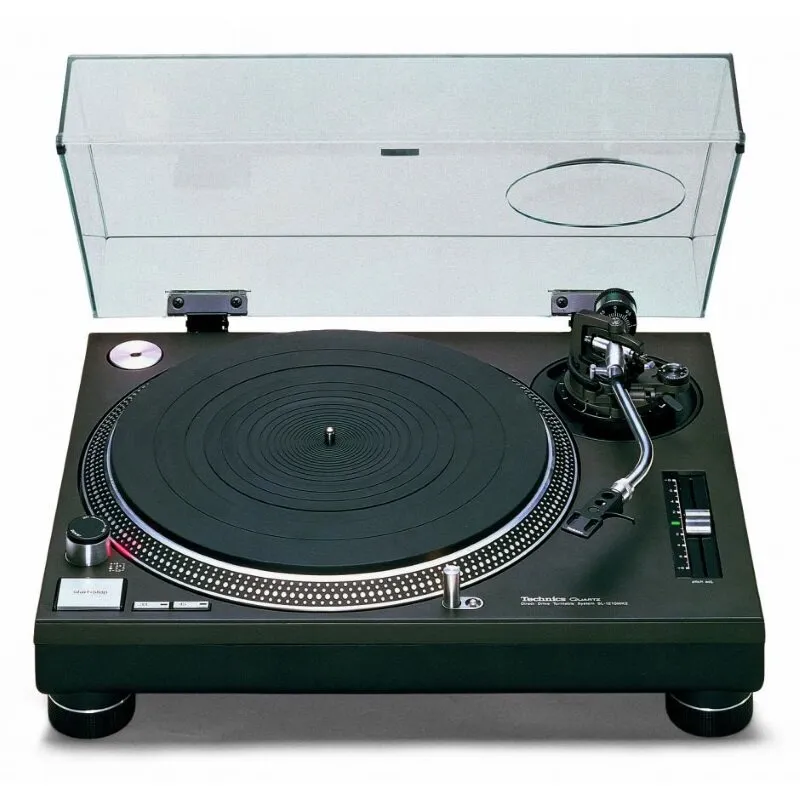 Technics SL-1210 MK II Plattenspieler